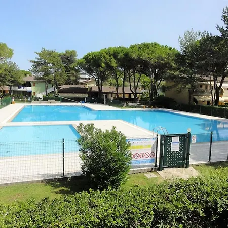 Apartman Comfy Flat With Pool-beahost Bibione