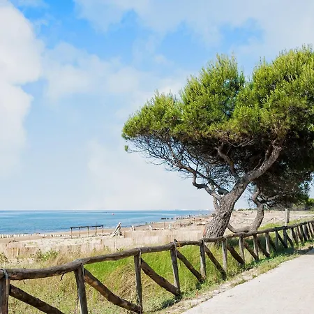 Comfy Flat With Pool-beahost Apartman Bibione