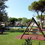 Comfy Flat With Pool-beahost Bibione